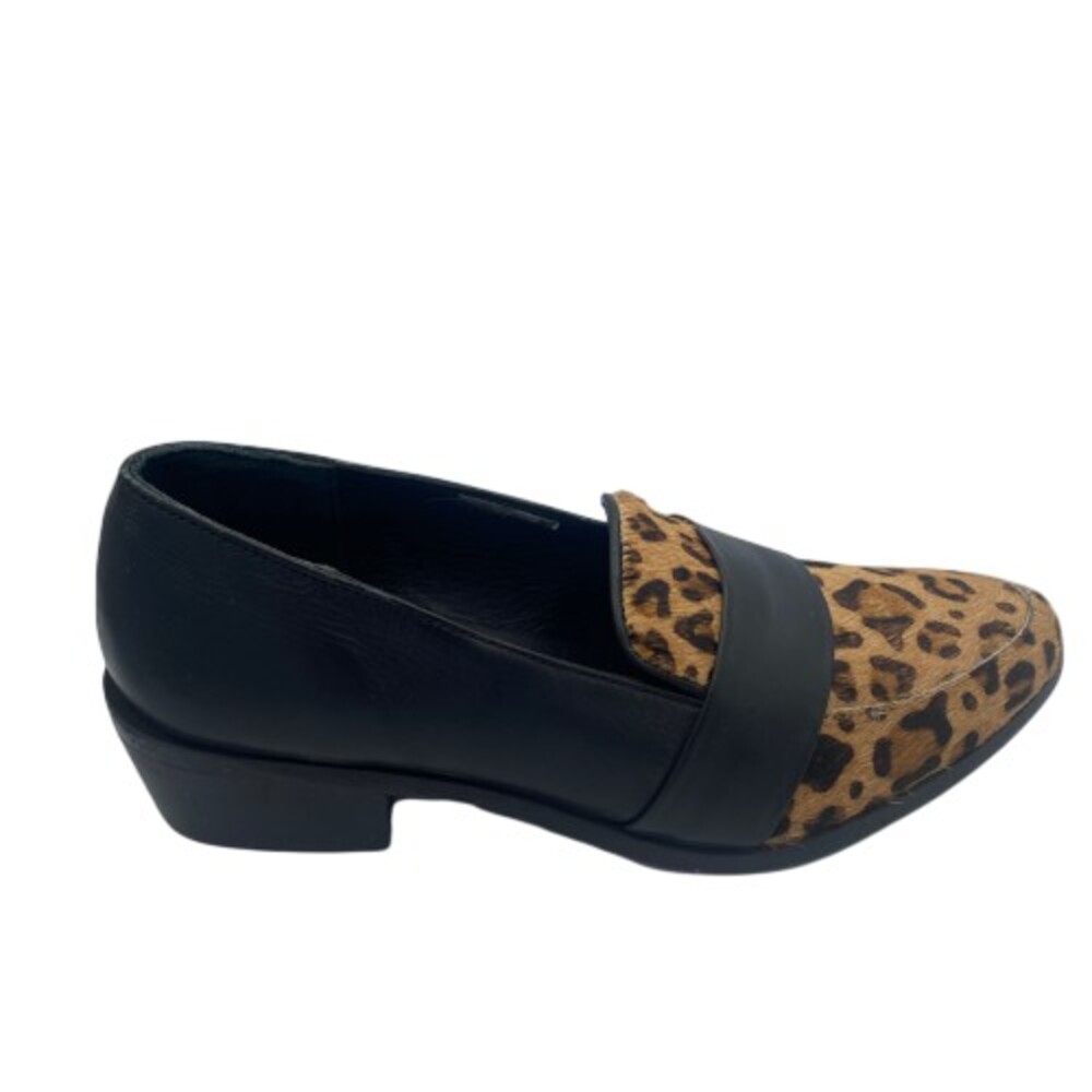 Charles by Charles David Women 7.5 Comfort Shoes Leopard Print Calf Hair Loafer